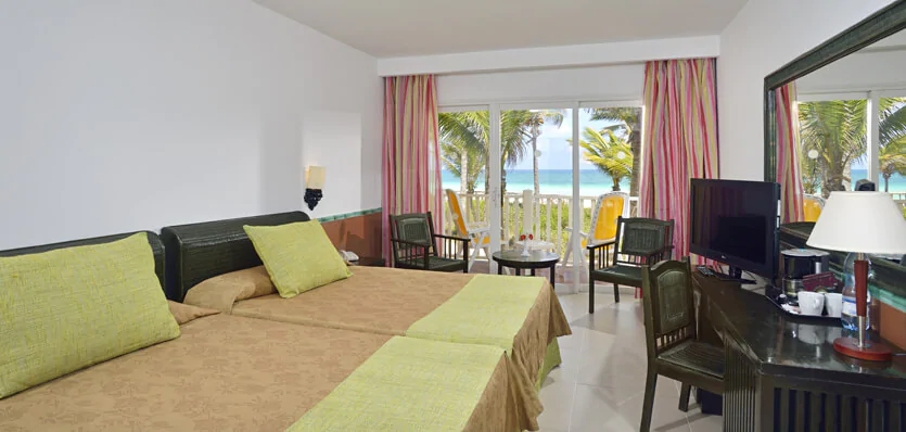 HABITACIÓN TRYP VISTA MAR